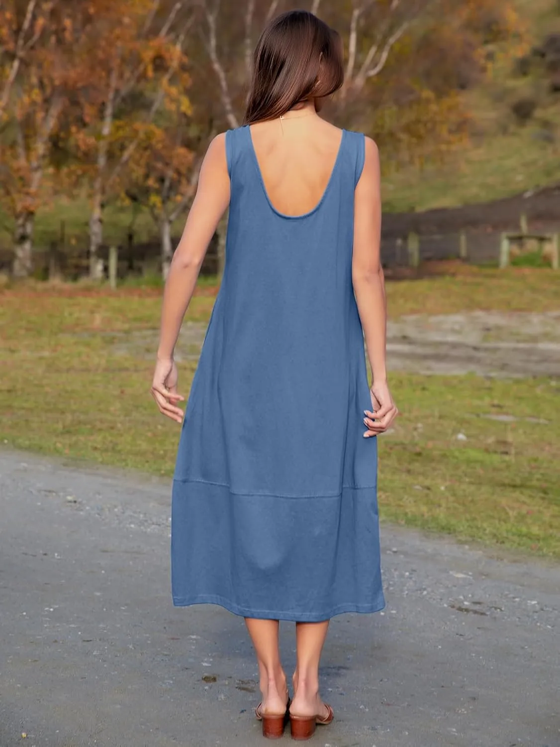 BerryGo Women's Loose Casual Midi Cotton Dresses Sundress Sleeveless Beach Summer Trendy Tank Top Dress with Pockets