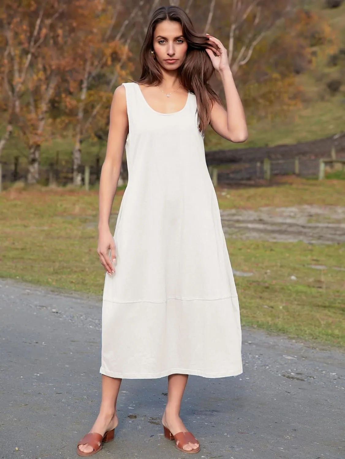 BerryGo Women's Loose Casual Midi Cotton Dresses Sundress Sleeveless Beach Summer Trendy Tank Top Dress with Pockets