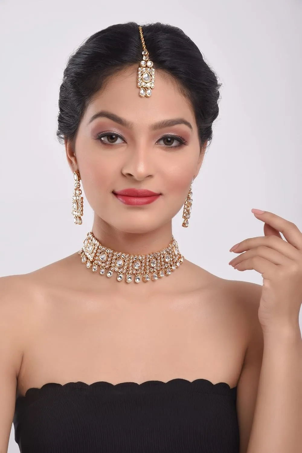 Efulgenz Kundan Set Indian Jewelry Sets for Women Bollywood Jewelry Kundan Crystal Choker Necklace Dangle Earrings Maang Tikka Head Chain Wedding Bridal Jewelry for Women