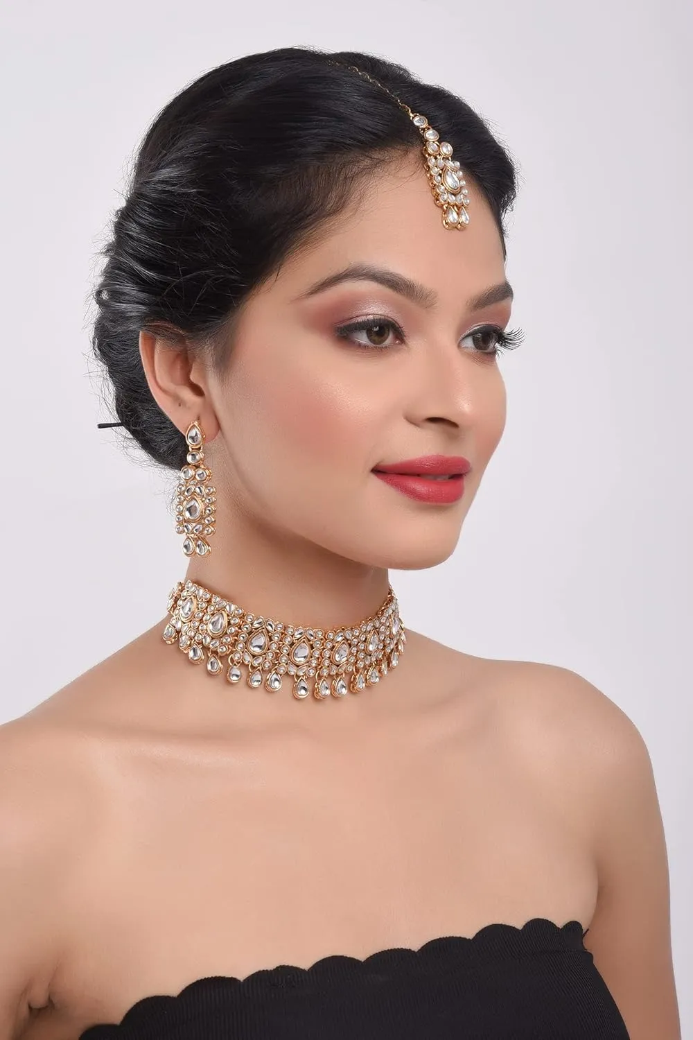 Efulgenz Kundan Set Indian Jewelry Sets for Women Bollywood Jewelry Kundan Crystal Choker Necklace Dangle Earrings Maang Tikka Head Chain Wedding Bridal Jewelry for Women