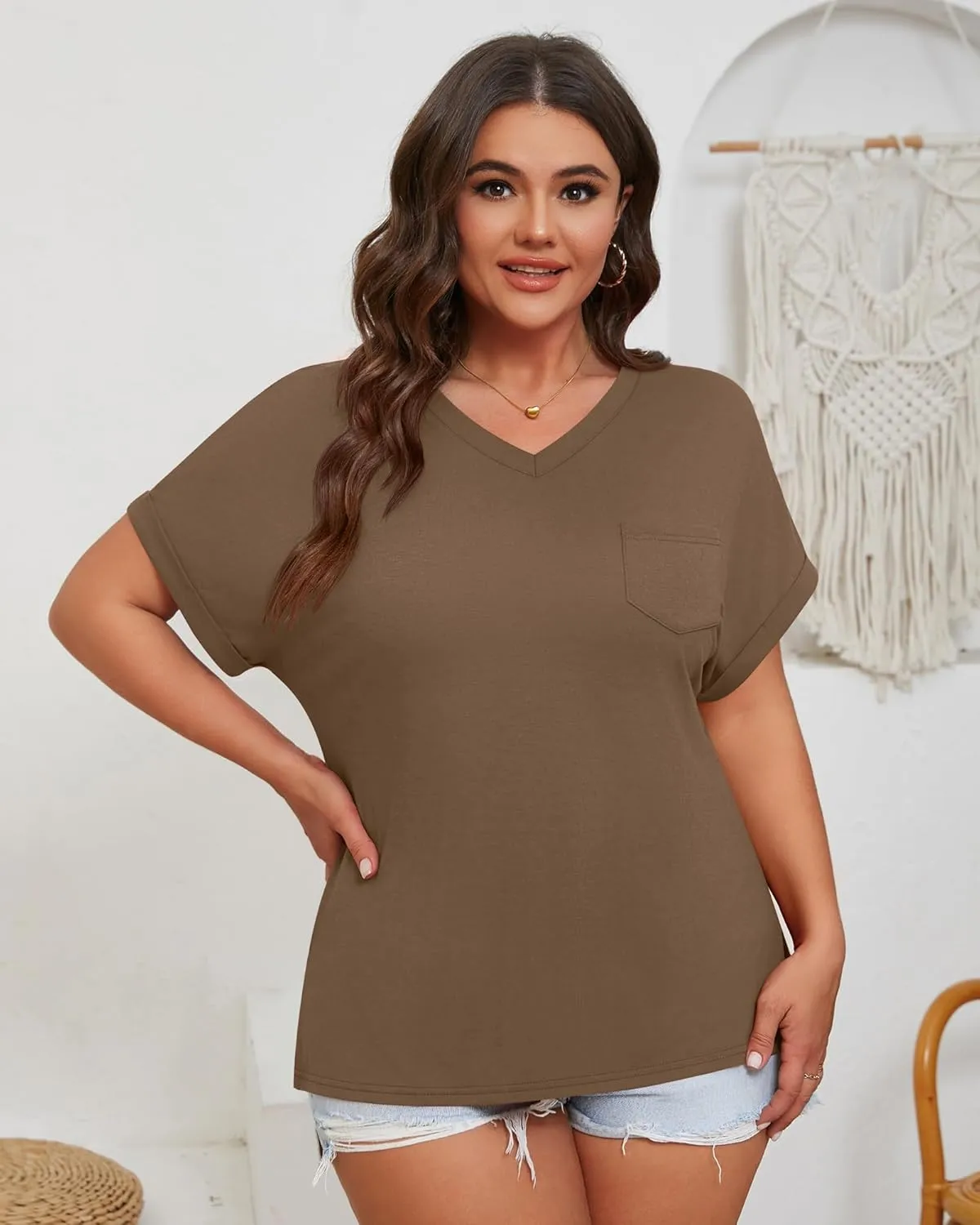 Ficerd 3 Pack Women's Plus Size T-Shirts, V Neck Short Sleeve Oversize Tunics Tops Sides Split Summer Loose Tees with Pockets