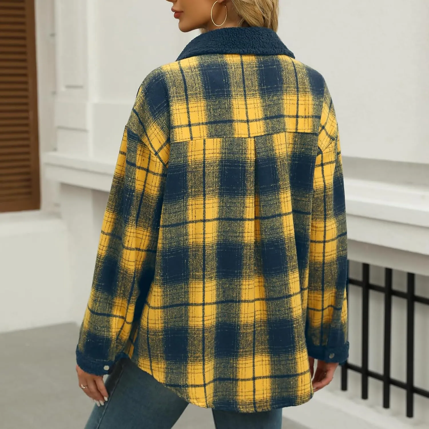 Flannel Jacket Women Plaid Fleece Sherpa Shacket Jackets 2024 Casual Long Sleeve Button Down Collared Fall Winter Coats
