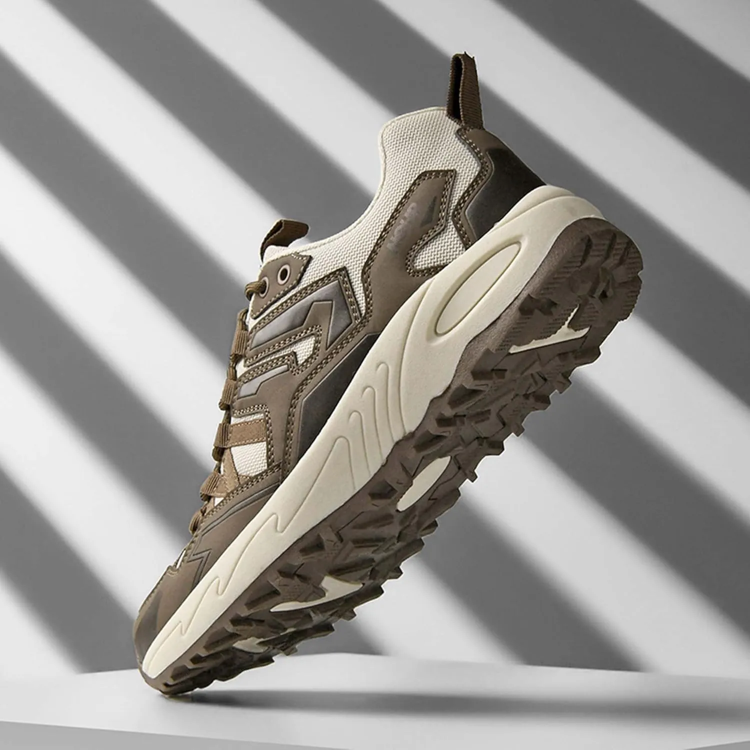 Large Outdoor Hiking Shoes, Casual Shoes, Sports Shoes, Running Shoes