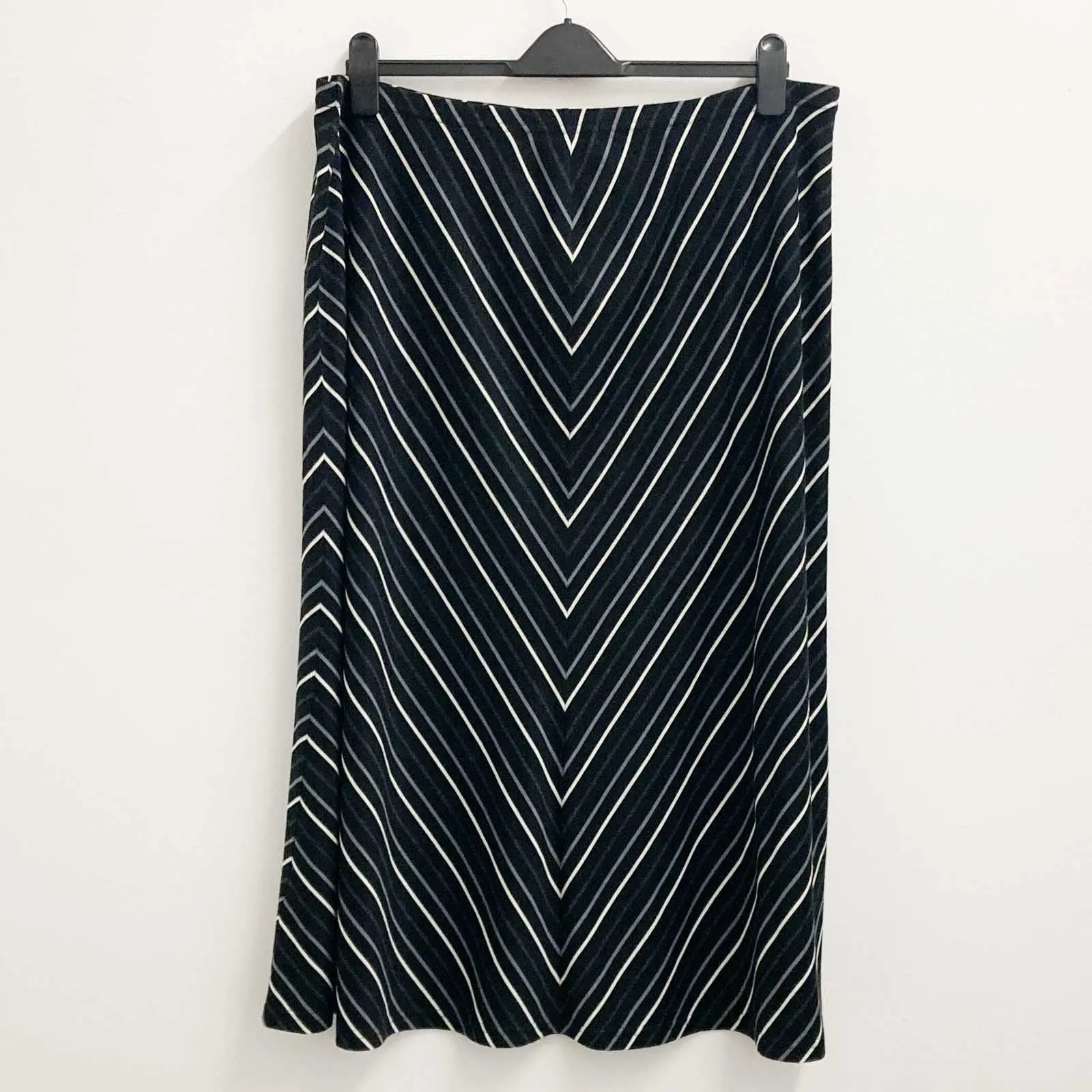 Littlewoods Skirt UK 22 Black Striped Stretch Jersey Midi