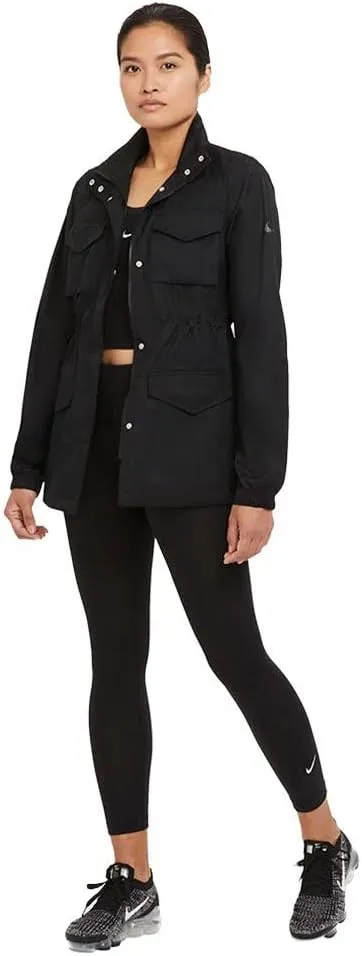 Nike Women's Sporty
