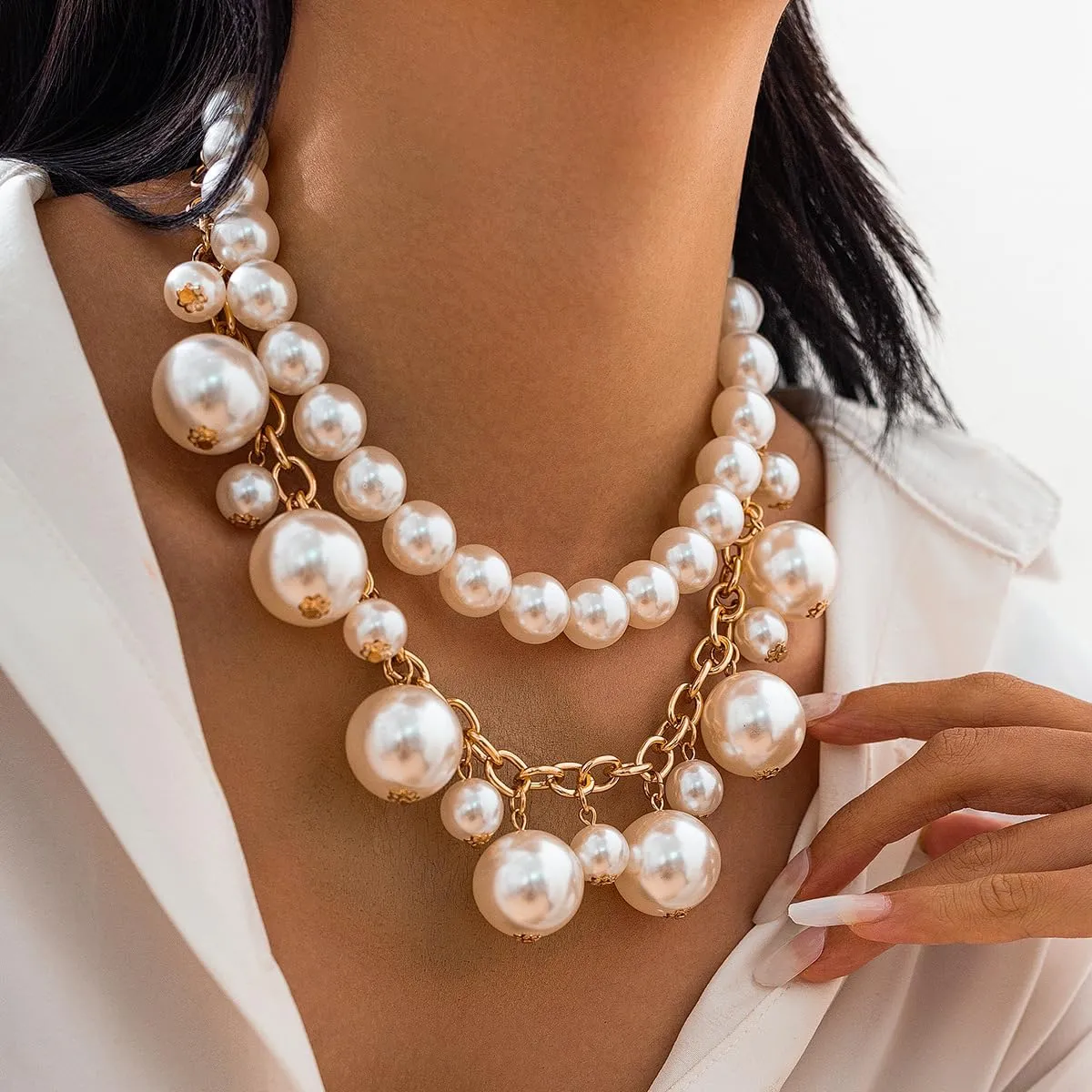 Pearl Necklace for Women Chunky Pearl Layered Necklace Exaggerated Large Pearl Choker Necklace Dainty Big Stacked Pearl Necklace Statement Bride Wedding Jewelry