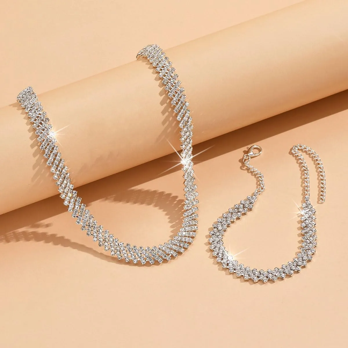 Rhinestone Choker Necklaces for Women Silver Diamond Choker and Earring Prom Jewelry Set for Women Sliver choker Necklace Bridal Jewelry for Wedding Prom jewelry Gift
