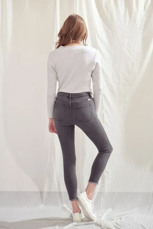 Skinny ankle mid rise jeans