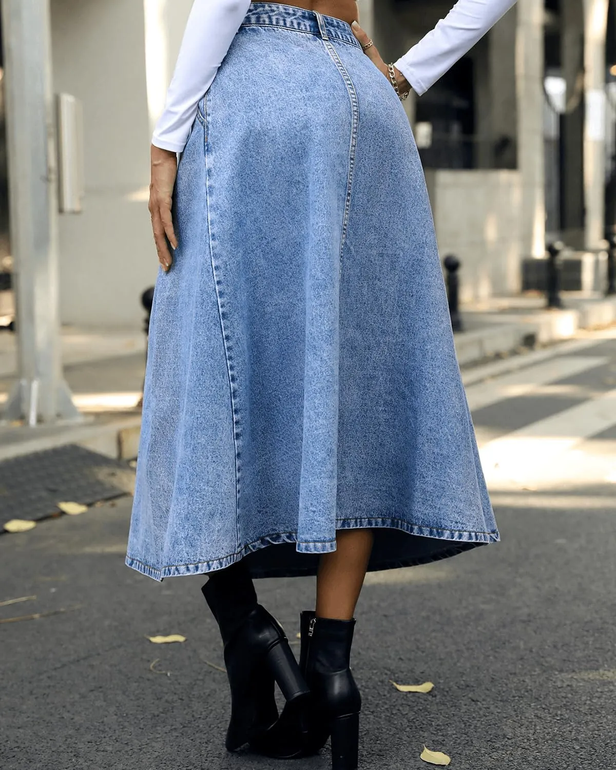 Women Vintage High Waisted Flowy Frayed A-Line Maxi Denim Skirt with Pocket Raw Hem Long Paperbag Jeans Skirt