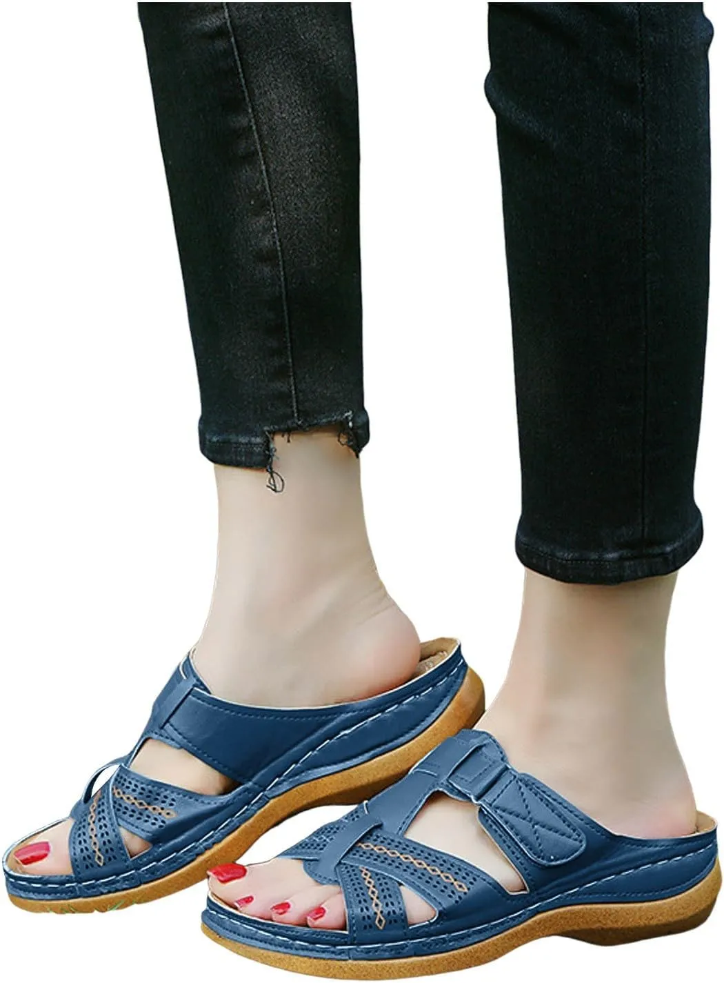 Womens Orthopedic Sandals with Arch Support Flip Flops 2025 Summer Hollow Out Casual Slip On Platform Slippers Comfy Low Wedge Cutout Summer Open-Toe Beach Walking Shoes